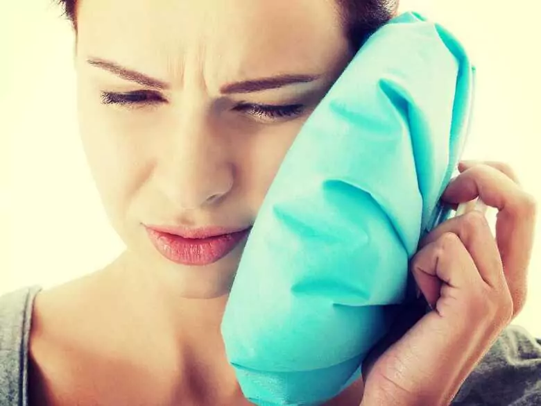 Jak długo trwa rekonwalescencja po usuwaniu zębów mądrości?