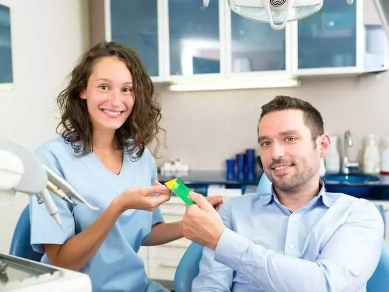 Specjalistyczna gabinetowa profilaktyka jamy ustnej