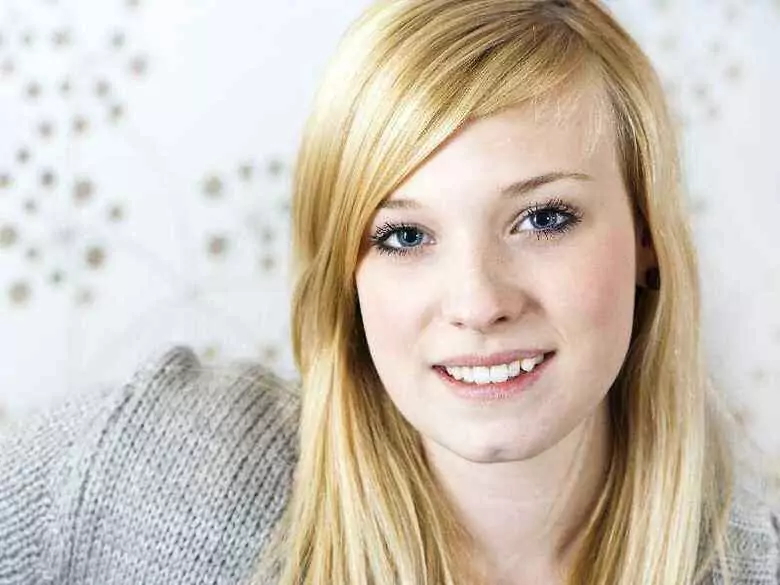 Zgrzytanie zębami przy ochronnej szynie