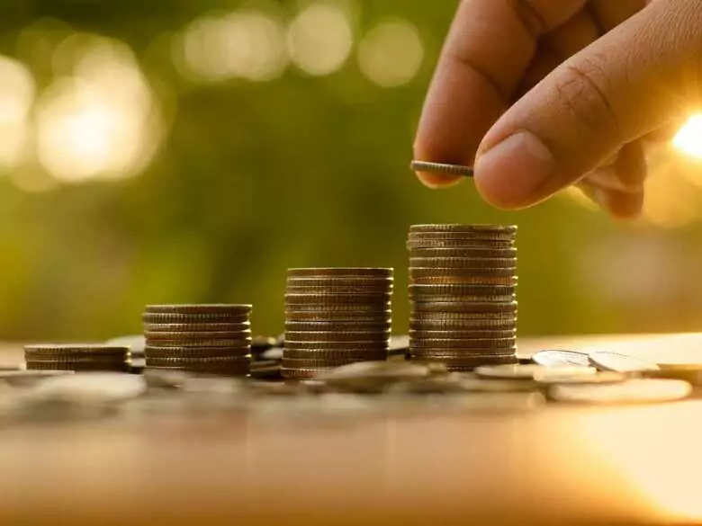 Blisko co piąty Polak leczy zęby tylko na NFZ. Prawie 40 proc. wybiera wyłącznie prywatne gabinety